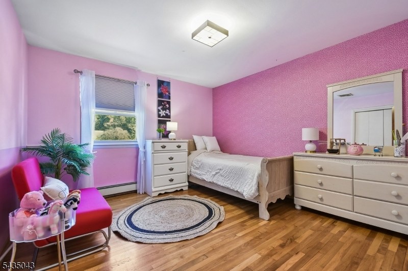14 Hilldale Rd
