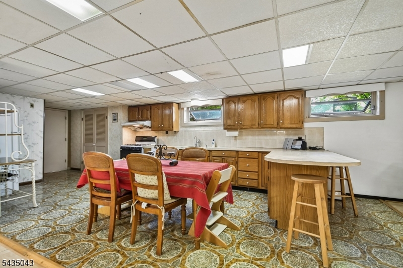 14 Hilldale Rd