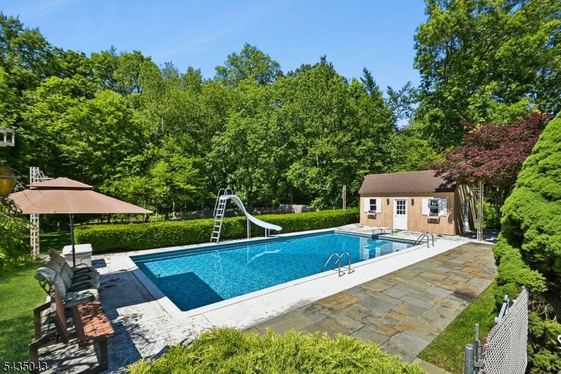 14 Hilldale Rd
