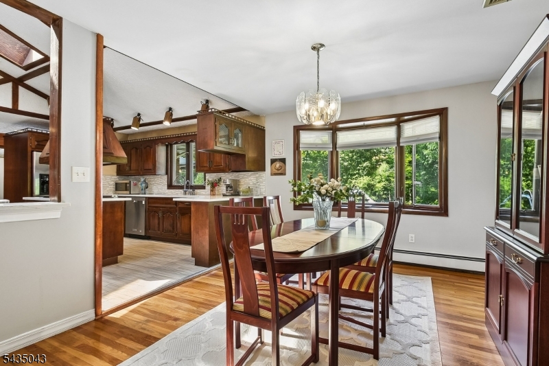 14 Hilldale Rd