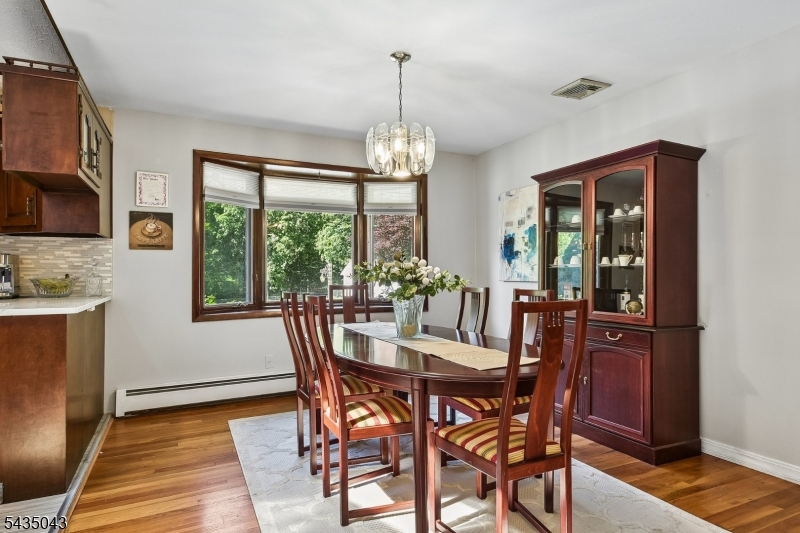 14 Hilldale Rd