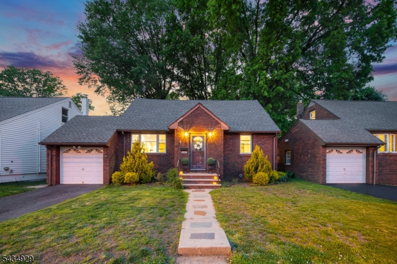 232 W Linden Ave