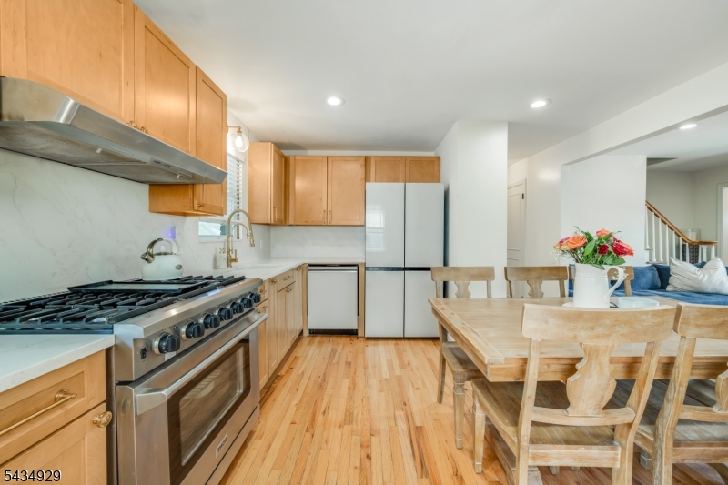 232 W Linden Ave