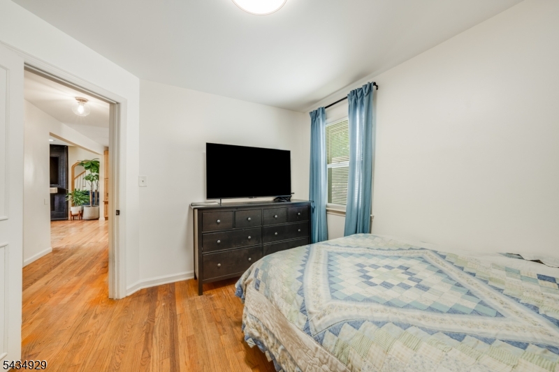 232 W Linden Ave