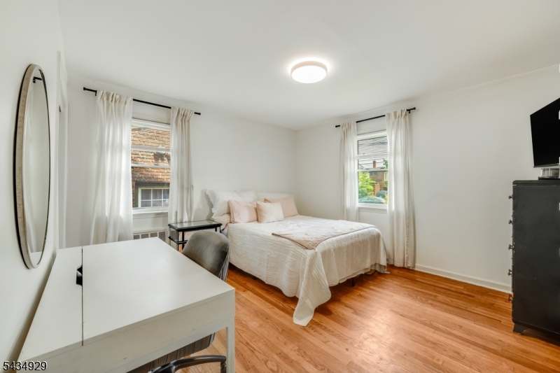 232 W Linden Ave