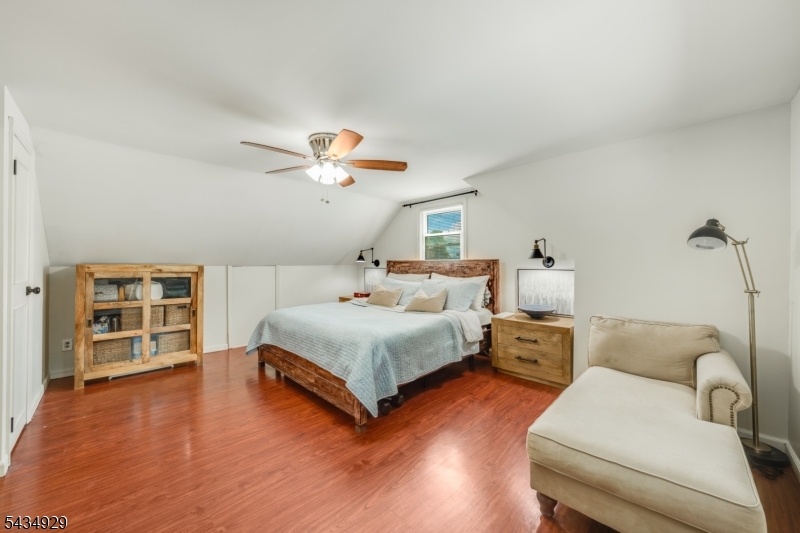 232 W Linden Ave