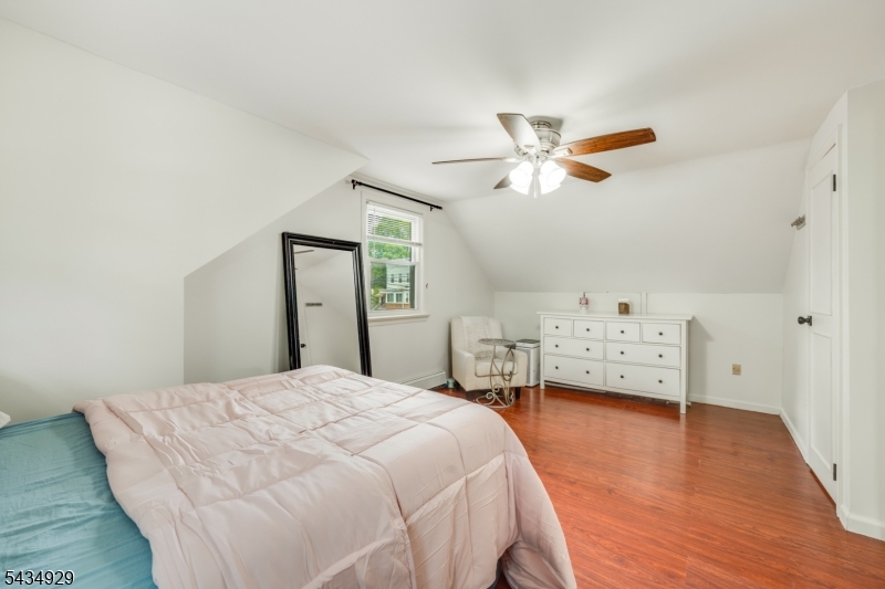 232 W Linden Ave