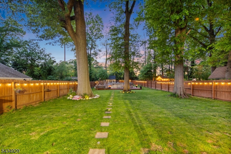 232 W Linden Ave