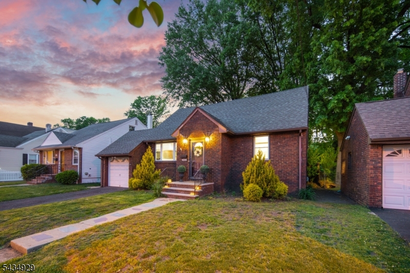 232 W Linden Ave