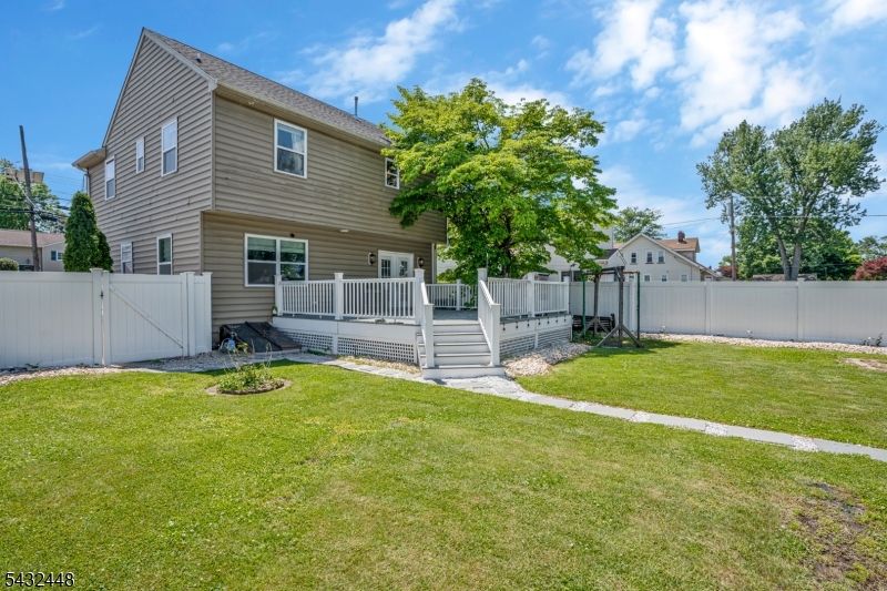 203 Harris Ave