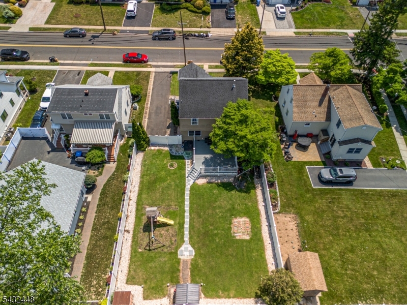 203 Harris Ave
