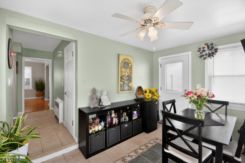 128 White Oak Ter