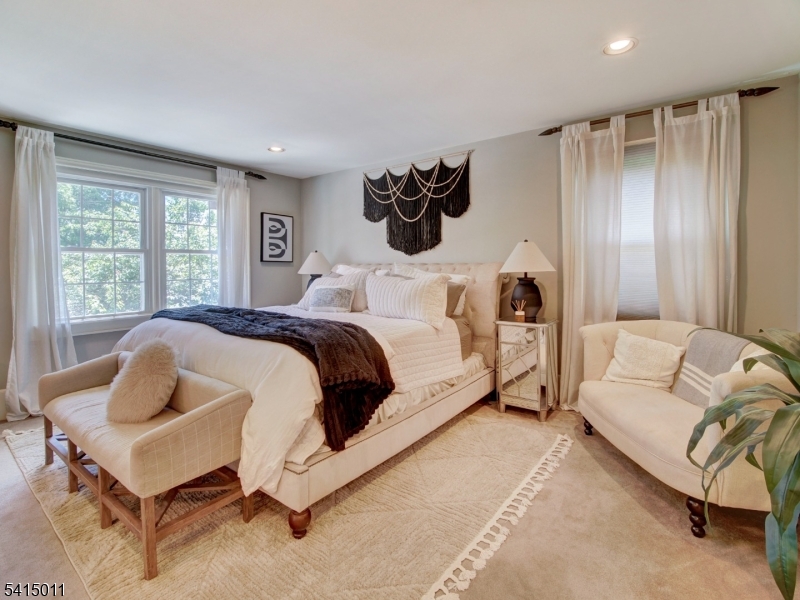 23 Ryerson Rd
