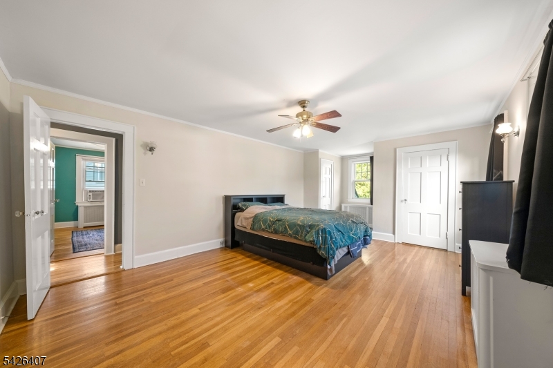 192 Gregory Ave