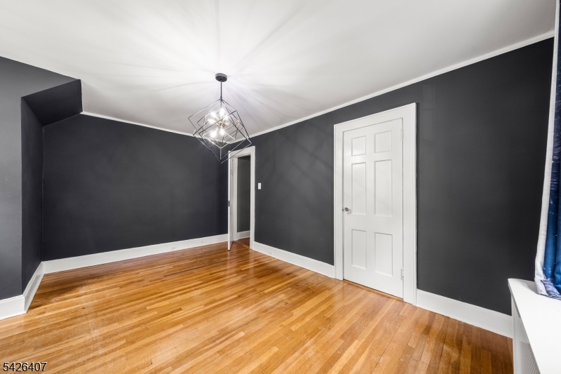 192 Gregory Ave