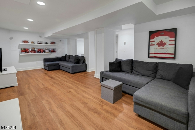 74 Ball Rd