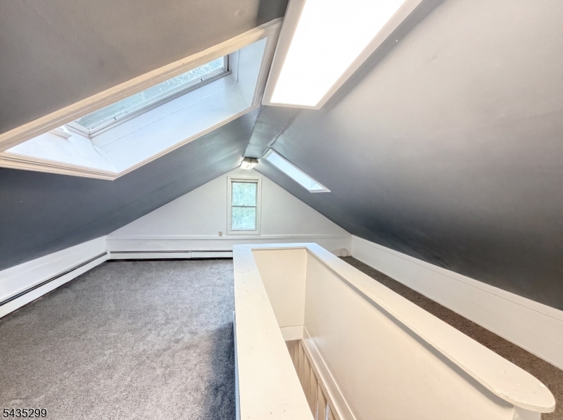 20 Alpine Rd