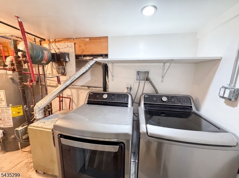 20 Alpine Rd