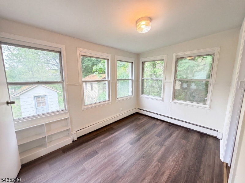 20 Alpine Rd