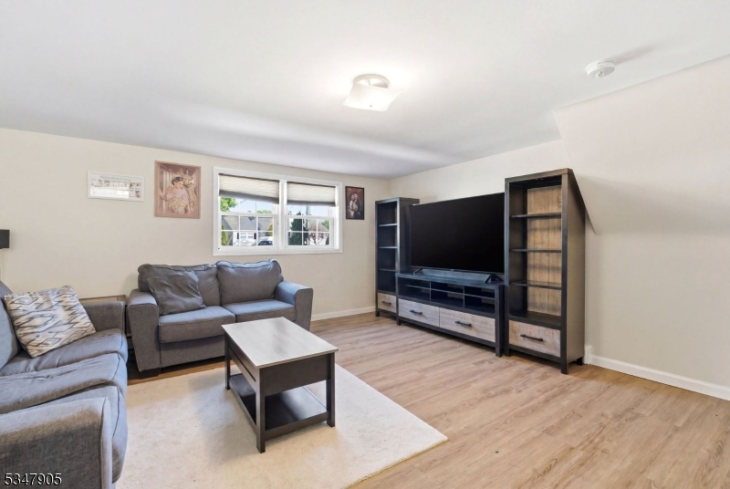 205 New Dover Rd