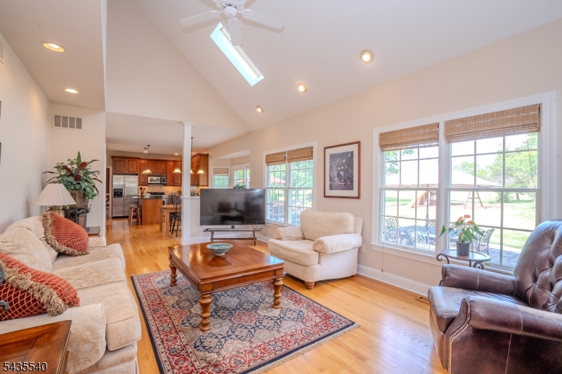 44 Titus Rd