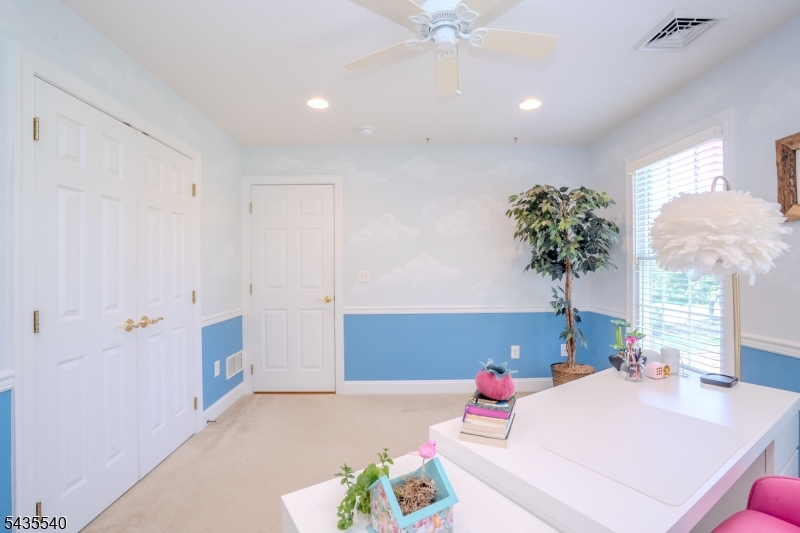 44 Titus Rd