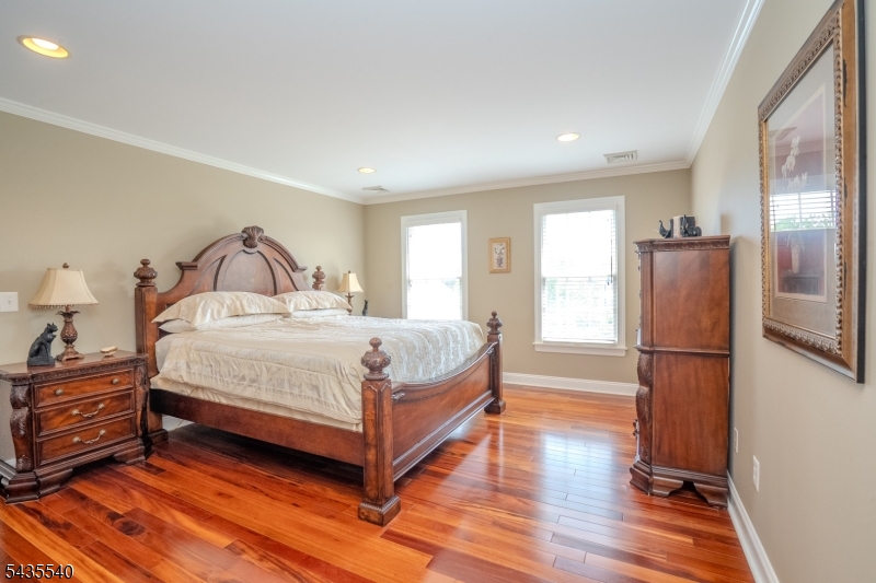 44 Titus Rd