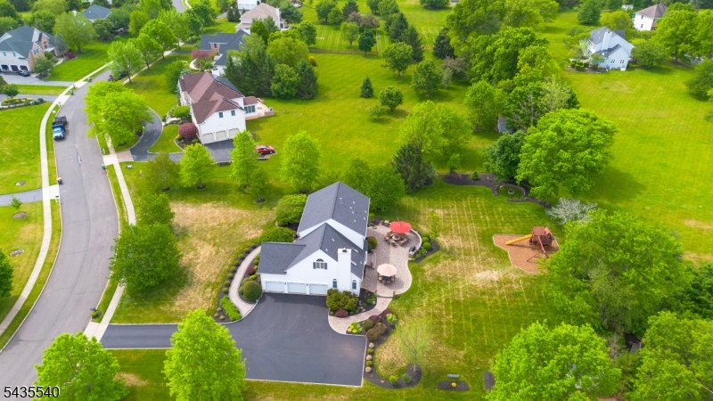 44 Titus Rd