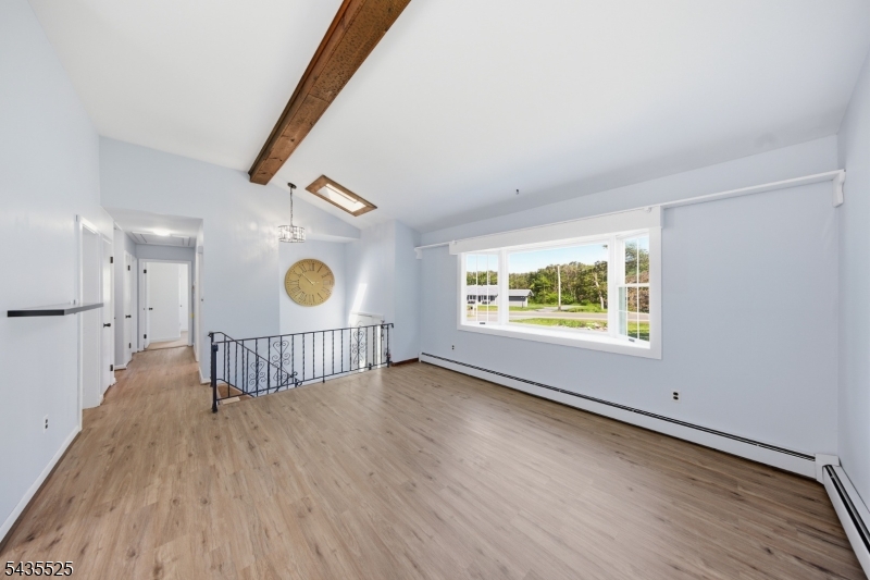 29 Lake Wallkill Rd