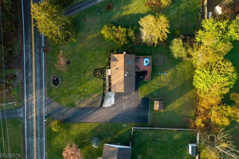 29 Lake Wallkill Rd