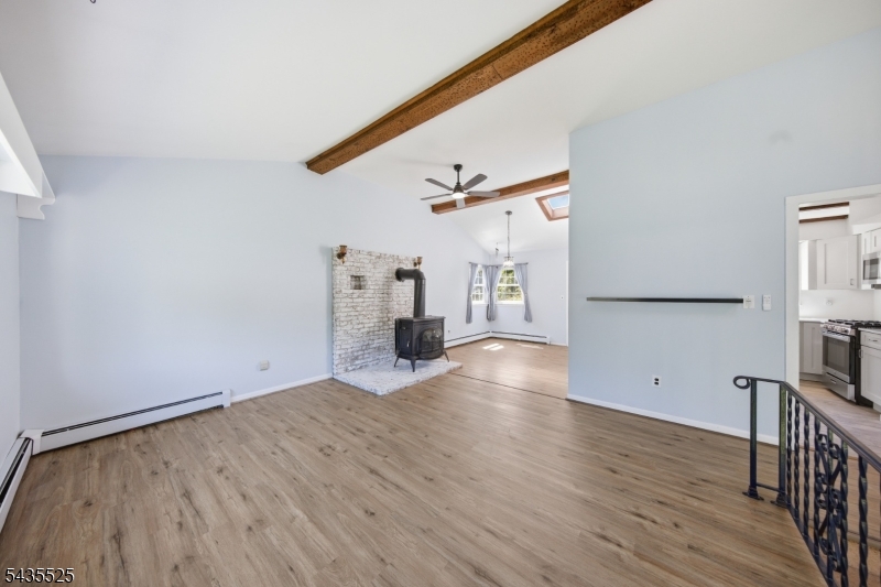 29 Lake Wallkill Rd