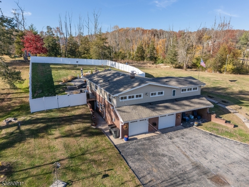 417 Mountain Rd