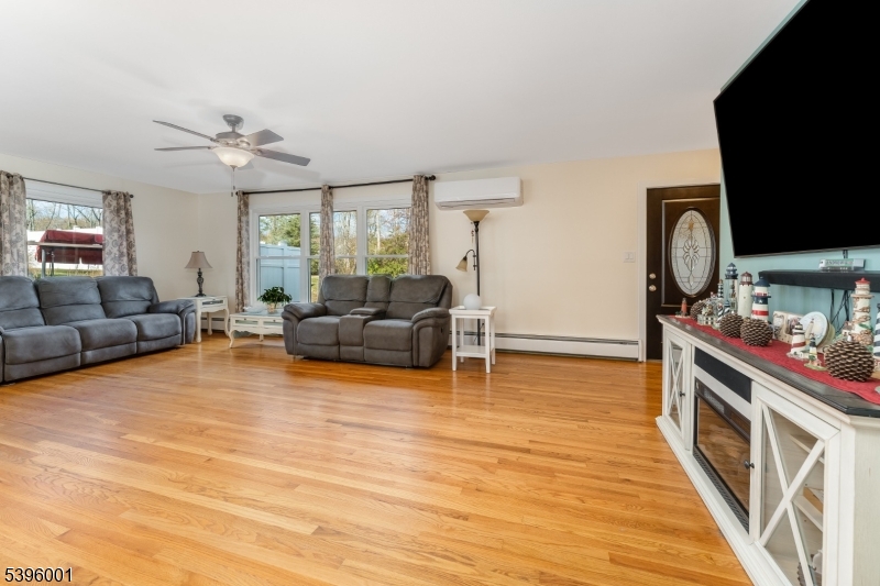 417 Mountain Rd