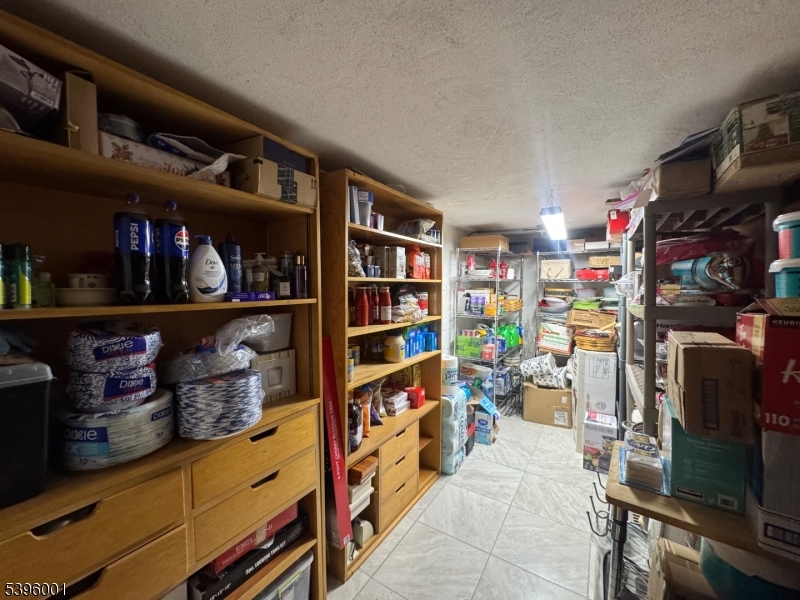 417 Mountain Rd