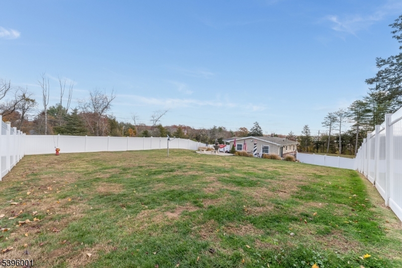 417 Mountain Rd