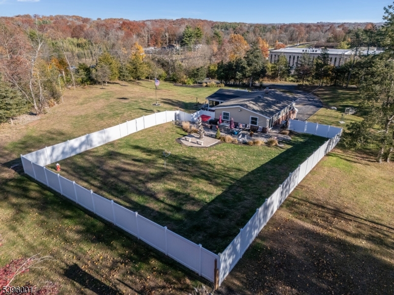 417 Mountain Rd