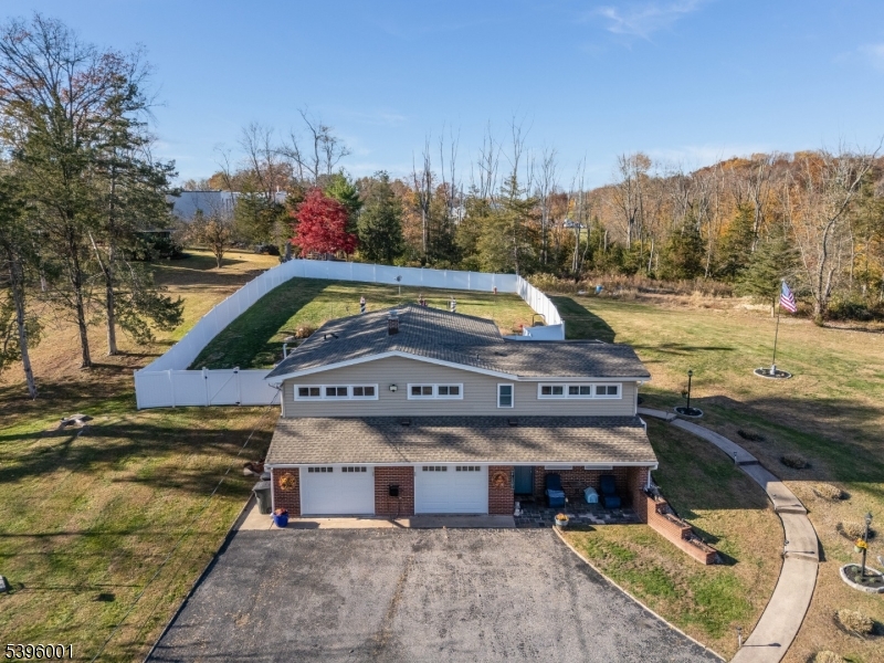 417 Mountain Rd