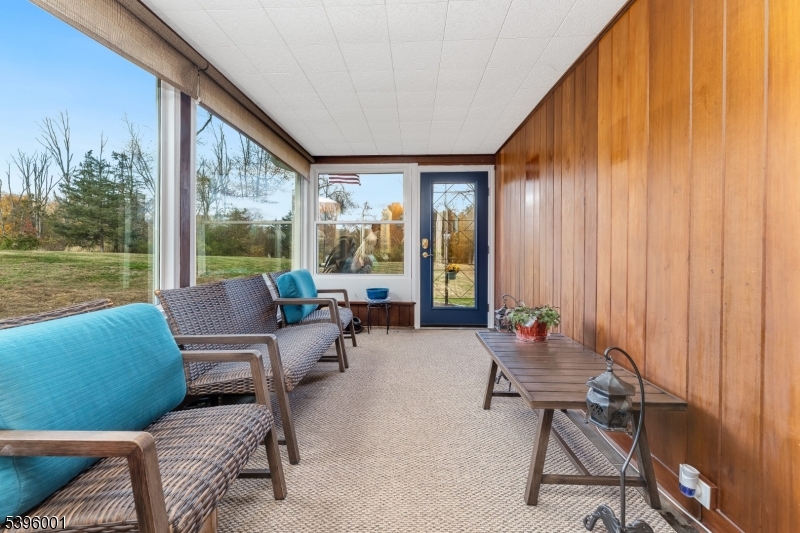 417 Mountain Rd