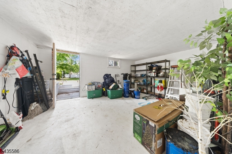 506 Green St