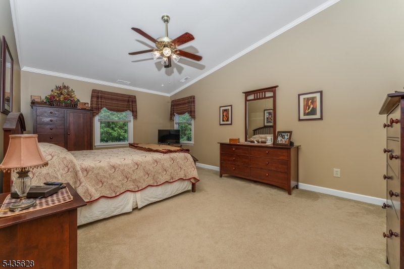 3 EWING DRIVE