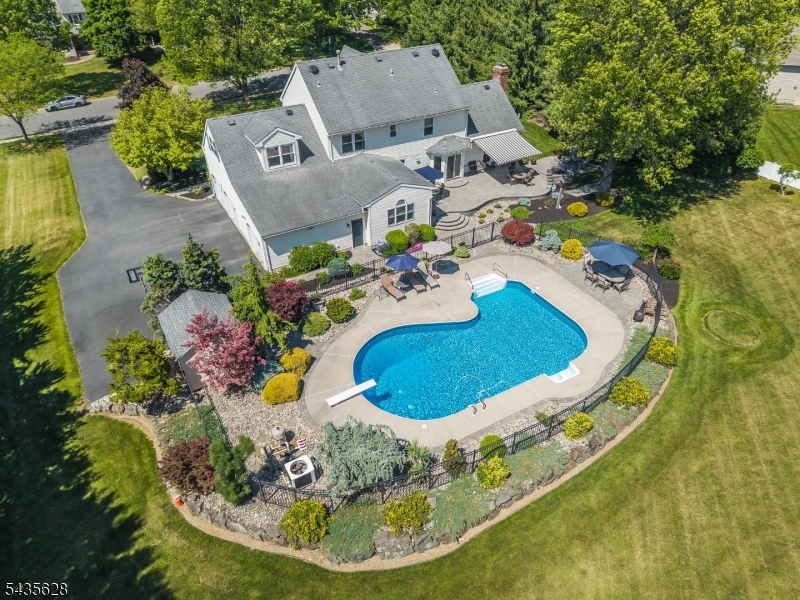3 EWING DRIVE