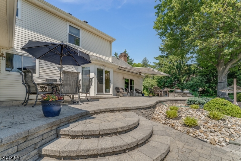 3 EWING DRIVE
