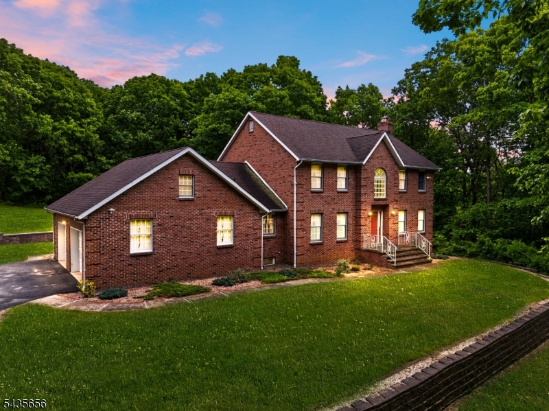 136 Henderson Rd