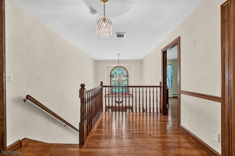 136 Henderson Rd