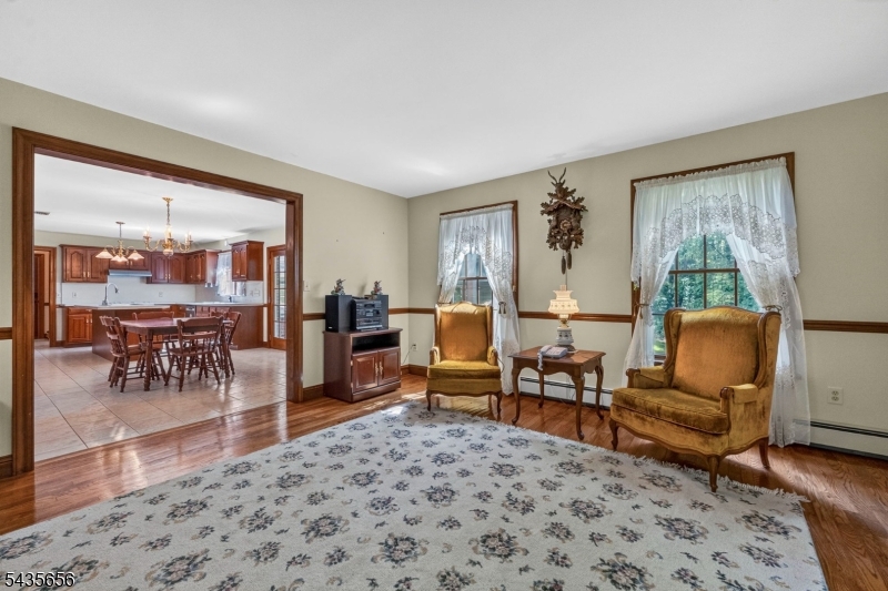 136 Henderson Rd