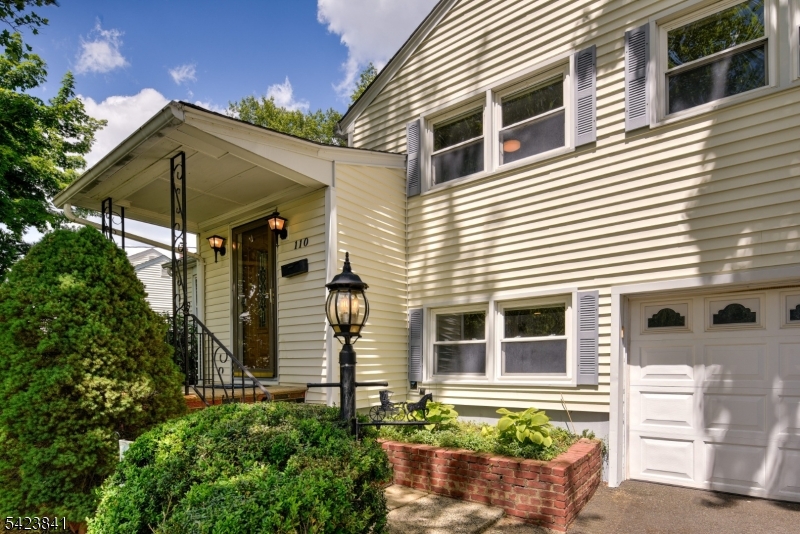 110 Woodland Rd