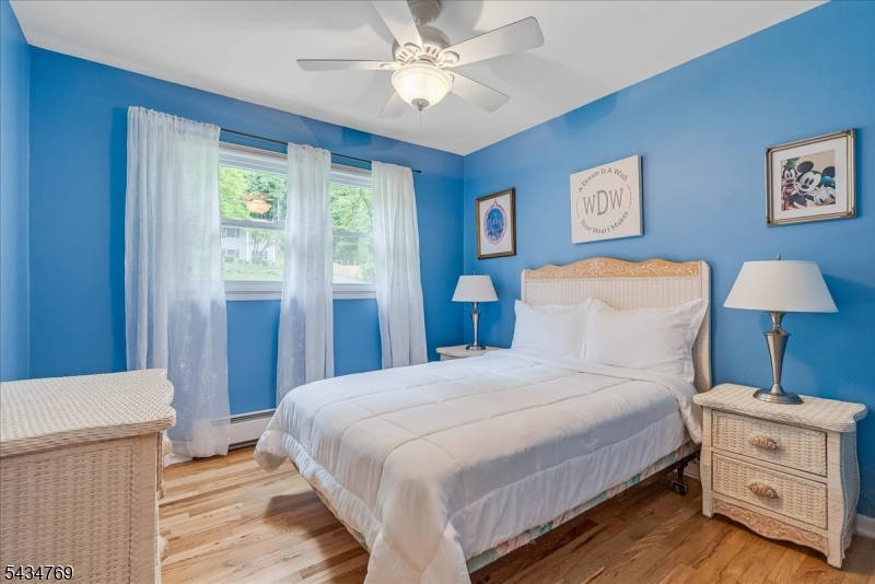 22 Green Apple Rd