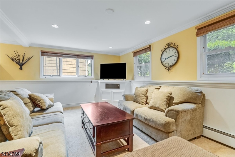 22 Green Apple Rd