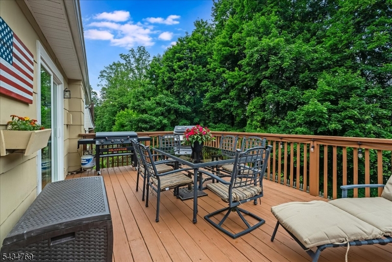 22 Green Apple Rd
