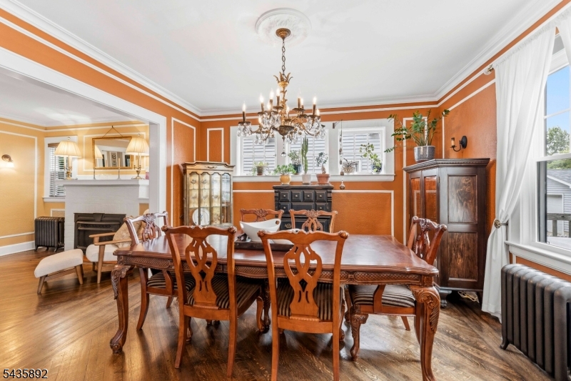 16 Coolidge Ave